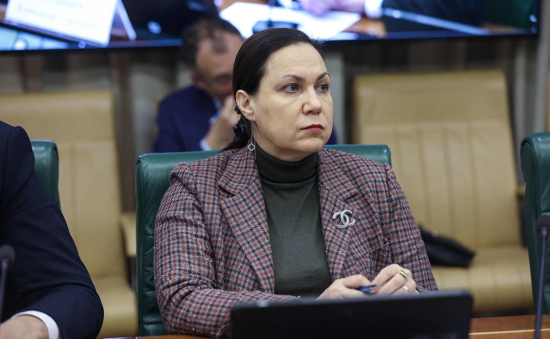 Заместитель Председателя Совета Федерации Николай Журавлев провел совещание по вопросам развития малого и среднего предпринимательства в стране