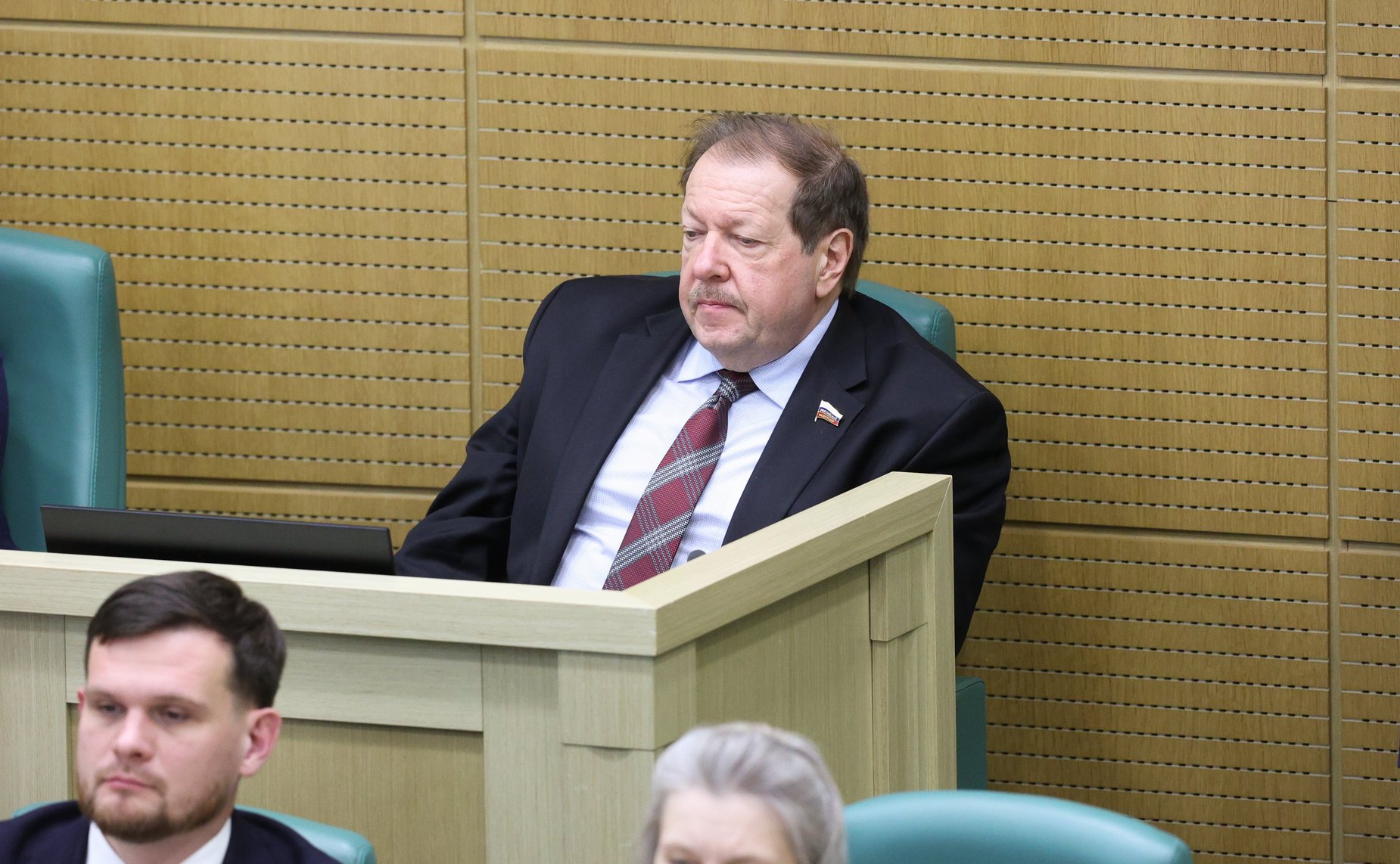 Александр Русаков