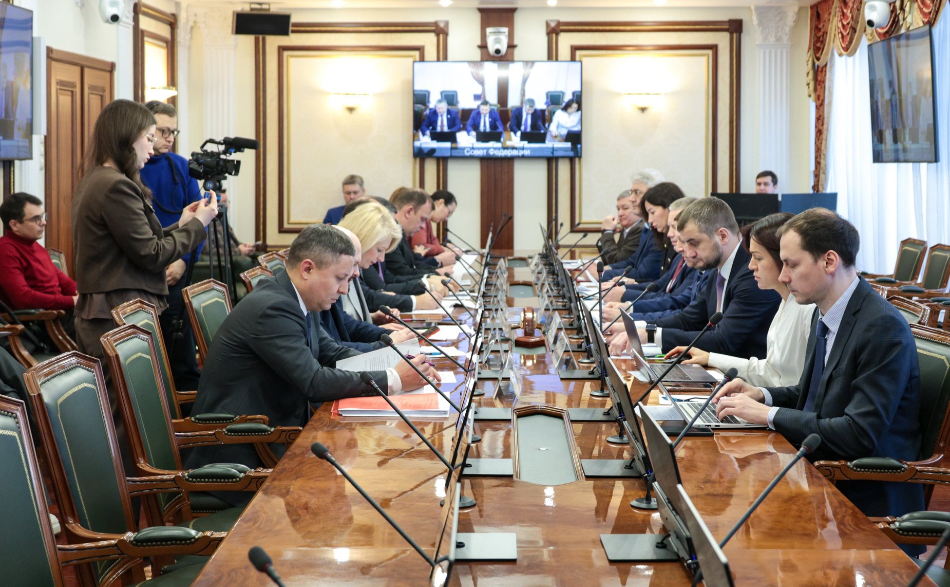 Заседание рабочей группы по внесению в Правительство РФ предложений по проекту федерального закона о едином преференциальном режиме Дальнего Востока и Арктики