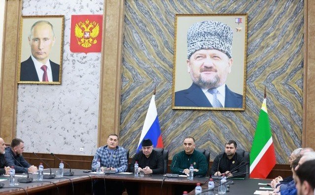 Мохмад Ахмадов в рамках работы в регионе принял участие в расширенном совещании, которое состоялось в администрации Шалинского района