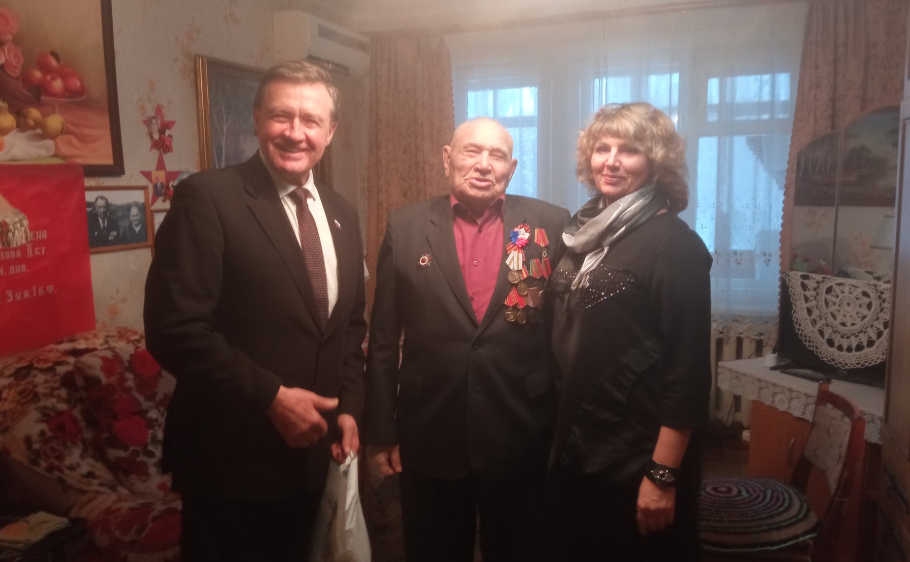 Сергей Рябухин посетил ветеранов в Мелекесском районе Ульяновской области