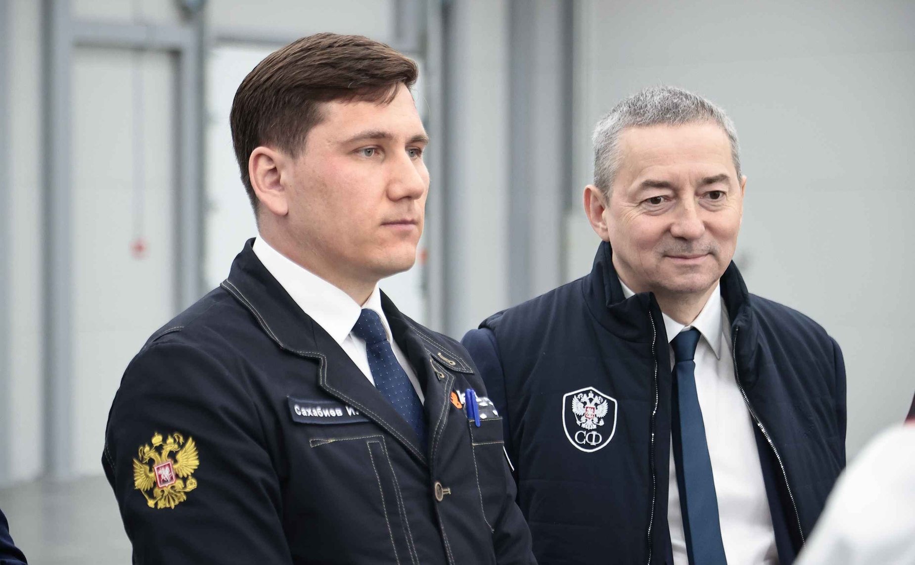 В ходе поездки сенаторам презентовали новую модель автомобиля, который разработан на Ульяновском автомобильном заводе