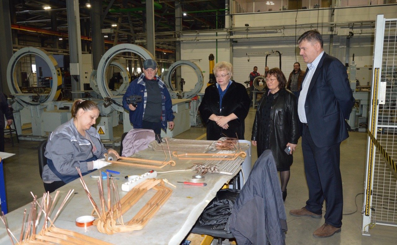 Оксана Хлякина посетила социальные объекты Липецкой области