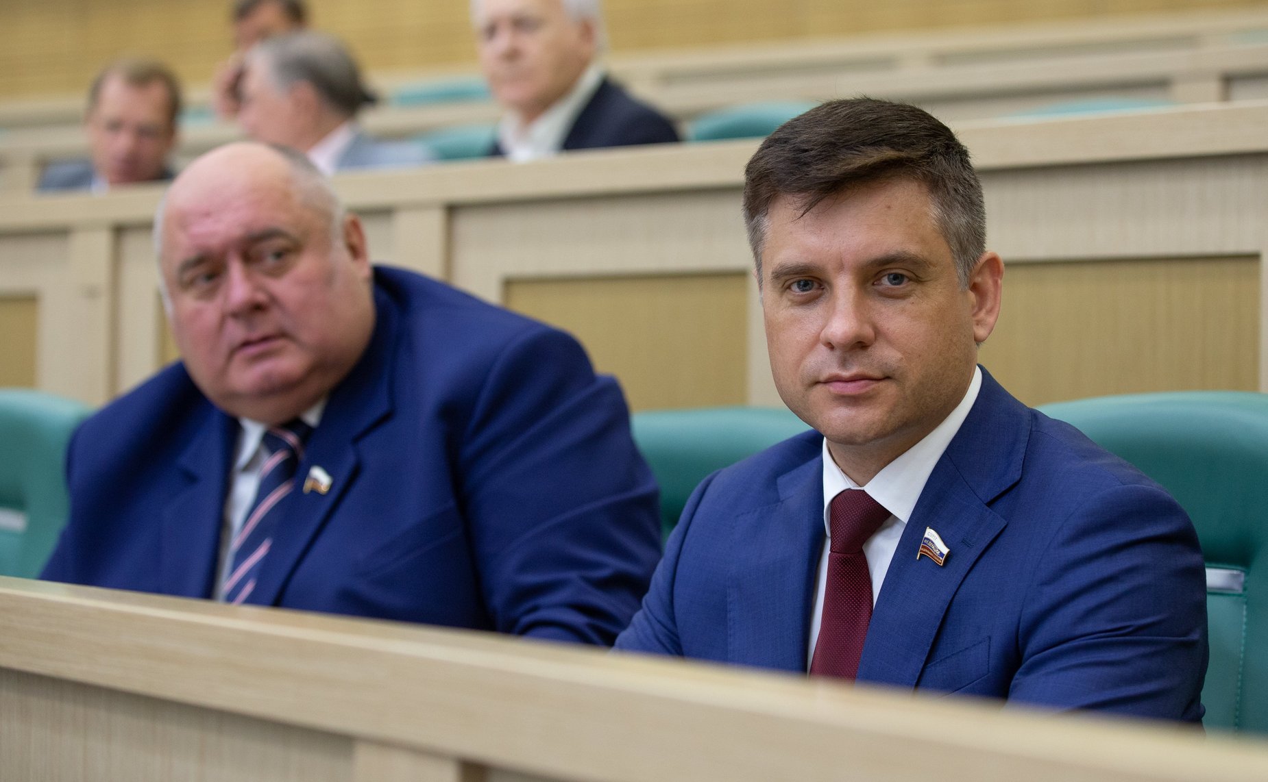 С. Аренин и Ю. Архаров