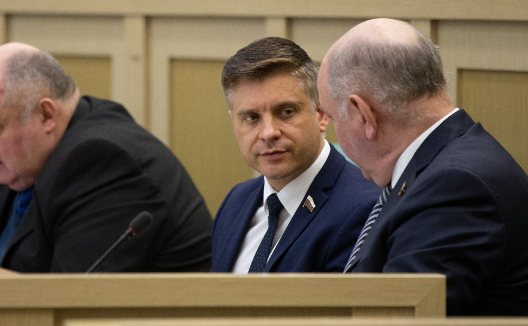 Юрий Архаров