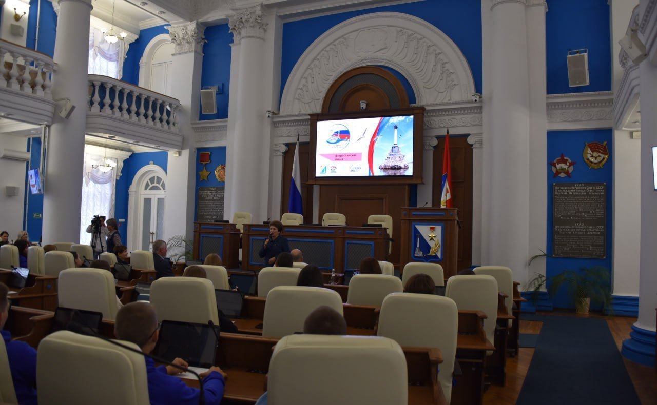 Екатерина Алтабаева встретилась с победителями федерального этапа всероссийской акции «Русский Крым и Севастополь»