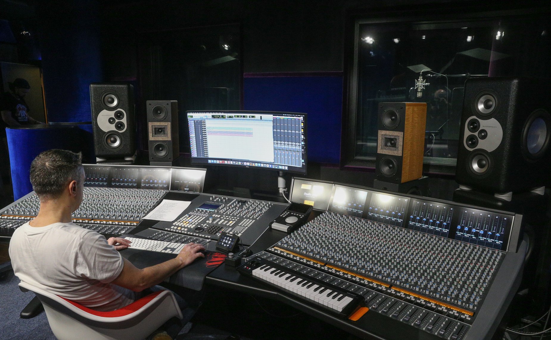 Финалисты конкурса «Мы помним! Мы гордимся!», организованного Владимиром Полетаевым, посетили Москву