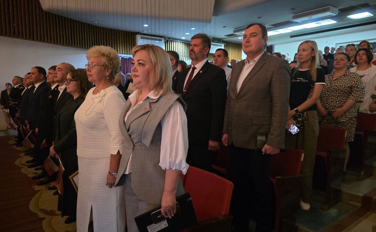 Ольга Бас в ходе поездки в регион приняла участие в торжественном мероприятии