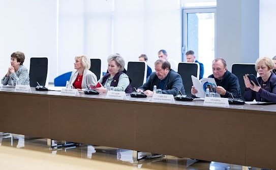 Лилия Гумерова провела выездное совещание в Национальном исследовательском технологическом университете МИСИС