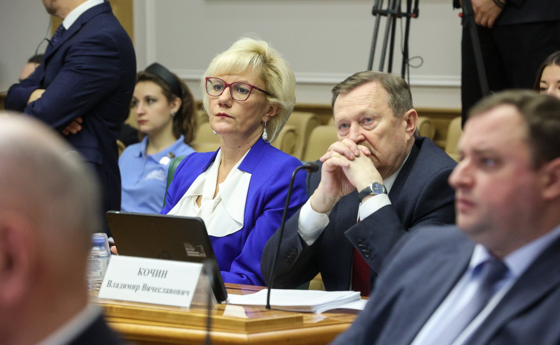 Парламентские слушания на тему «Государственная политика в сфере сохранения, защиты и развития русского языка: состояние, проблемы и пути решения»