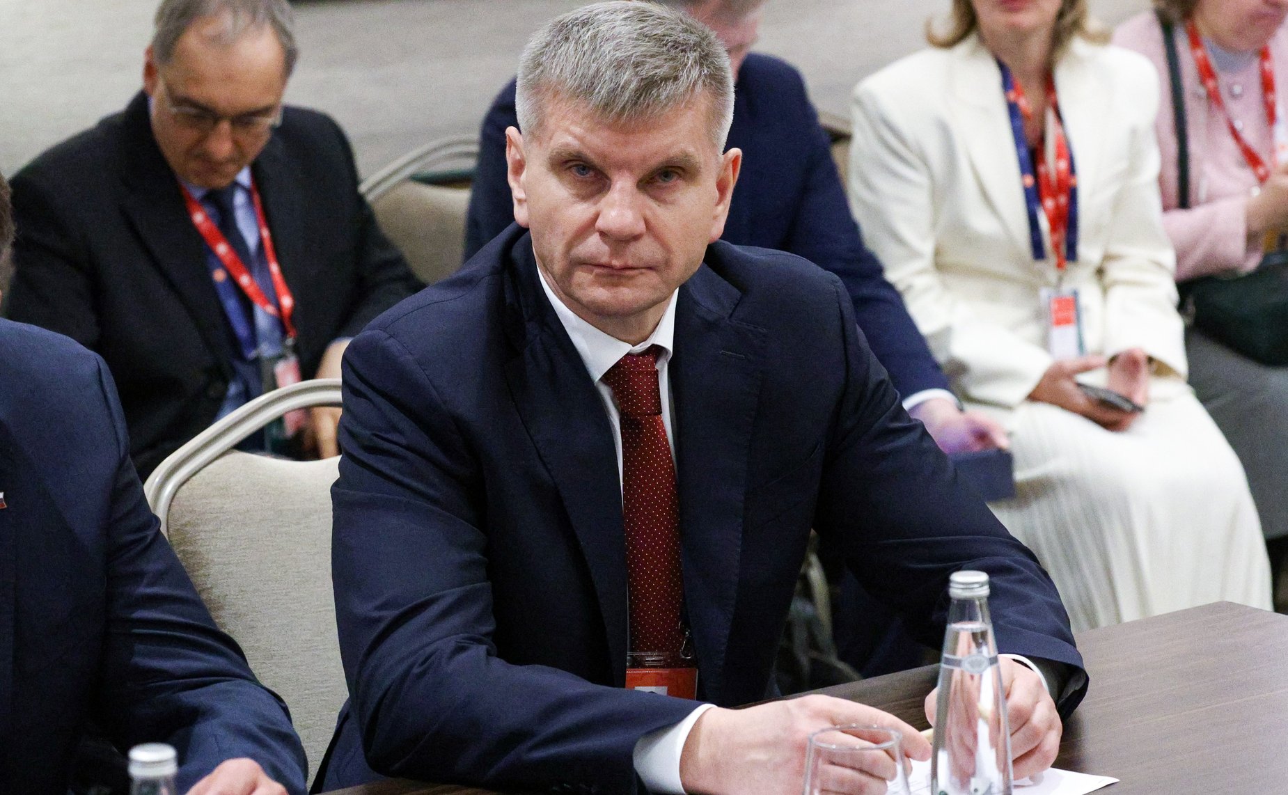 Геннадий Голов