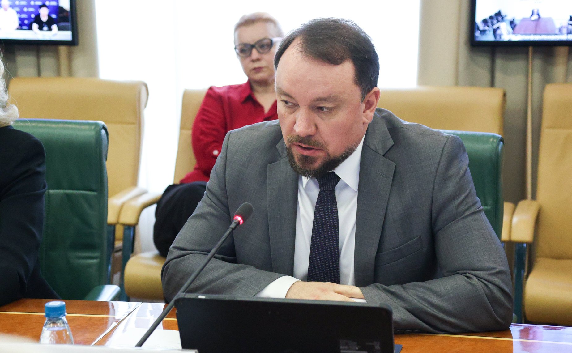 Совещание Комитета Совета Федерации по экономической политике «Актуальные вопросы развития почтовой связи в Российской Федерации»
