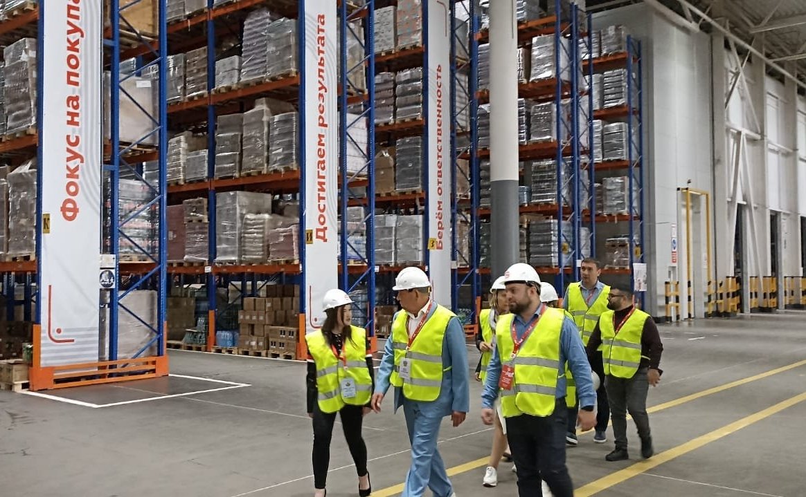 Сергей Митин посетил распределительный центр Тула сети «Магнит»