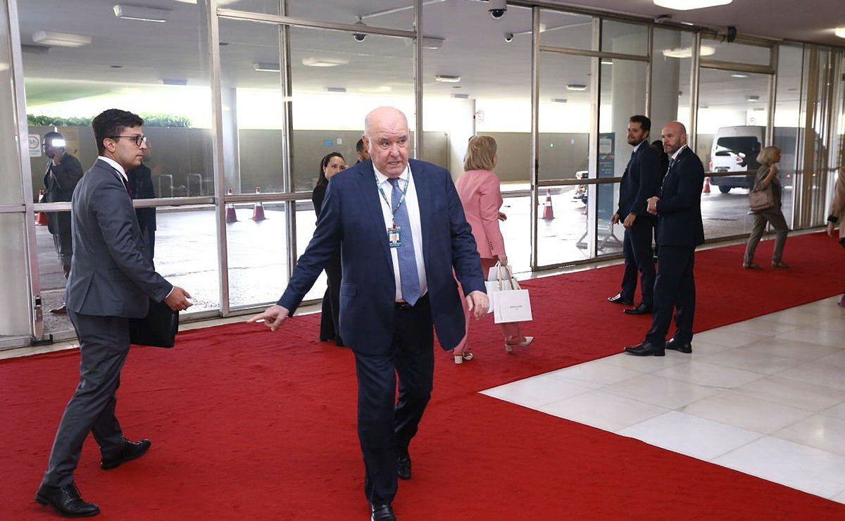 Григорий Карасин