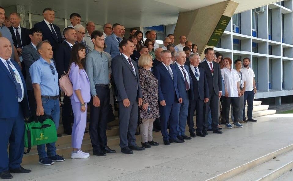 Владимир Бекетов принял участие в Международной научно-практической конференции, посвященной 100-летию селекции пшеницы на Кубани и 120-летию со дня рождения советского селекционера П.П. Лукьяненко, прошедшей в Краснодаре