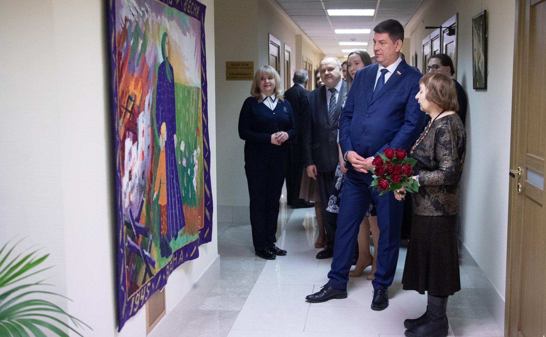 Выставка гобеленов Н. Озерной в Совете Федерации