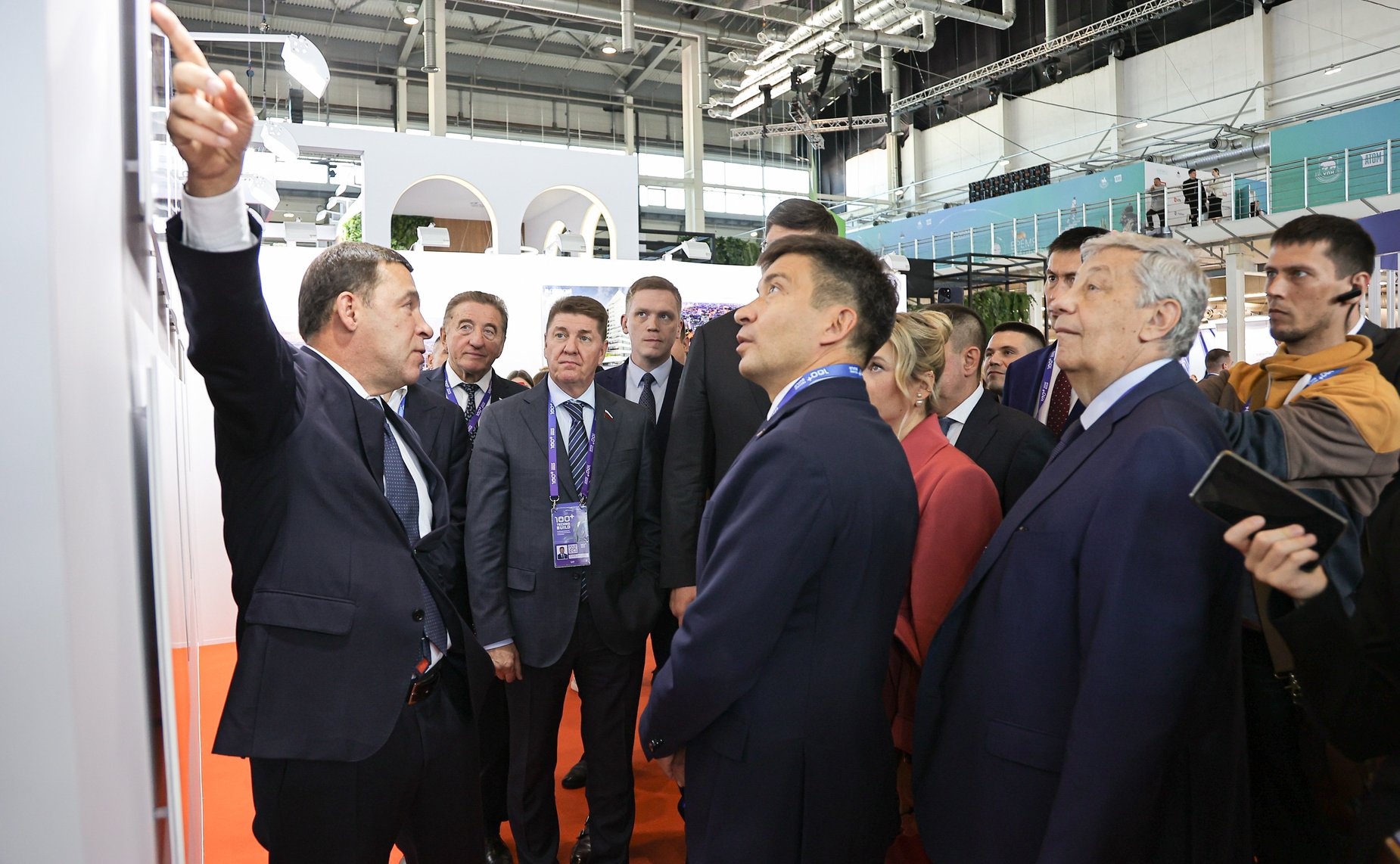 Сенаторы РФ посетили выставку 100+ TechnoBuild