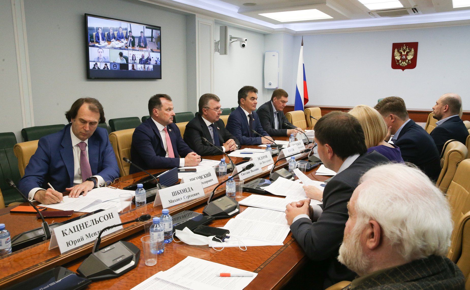 «Круглый стол» на тему «О мерах по развитию конкуренции в сфере розничной торговли»