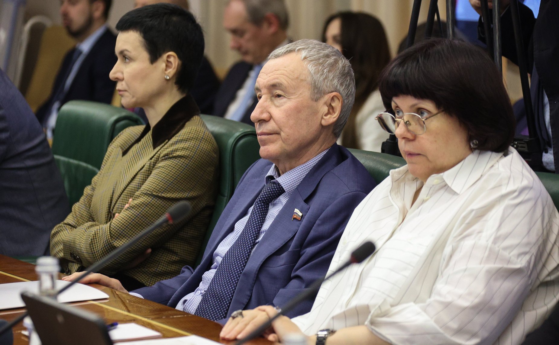 Заседание парламентской комиссии по расследованию преступных действии в отношении несовершеннолетних со стороны киевского режима