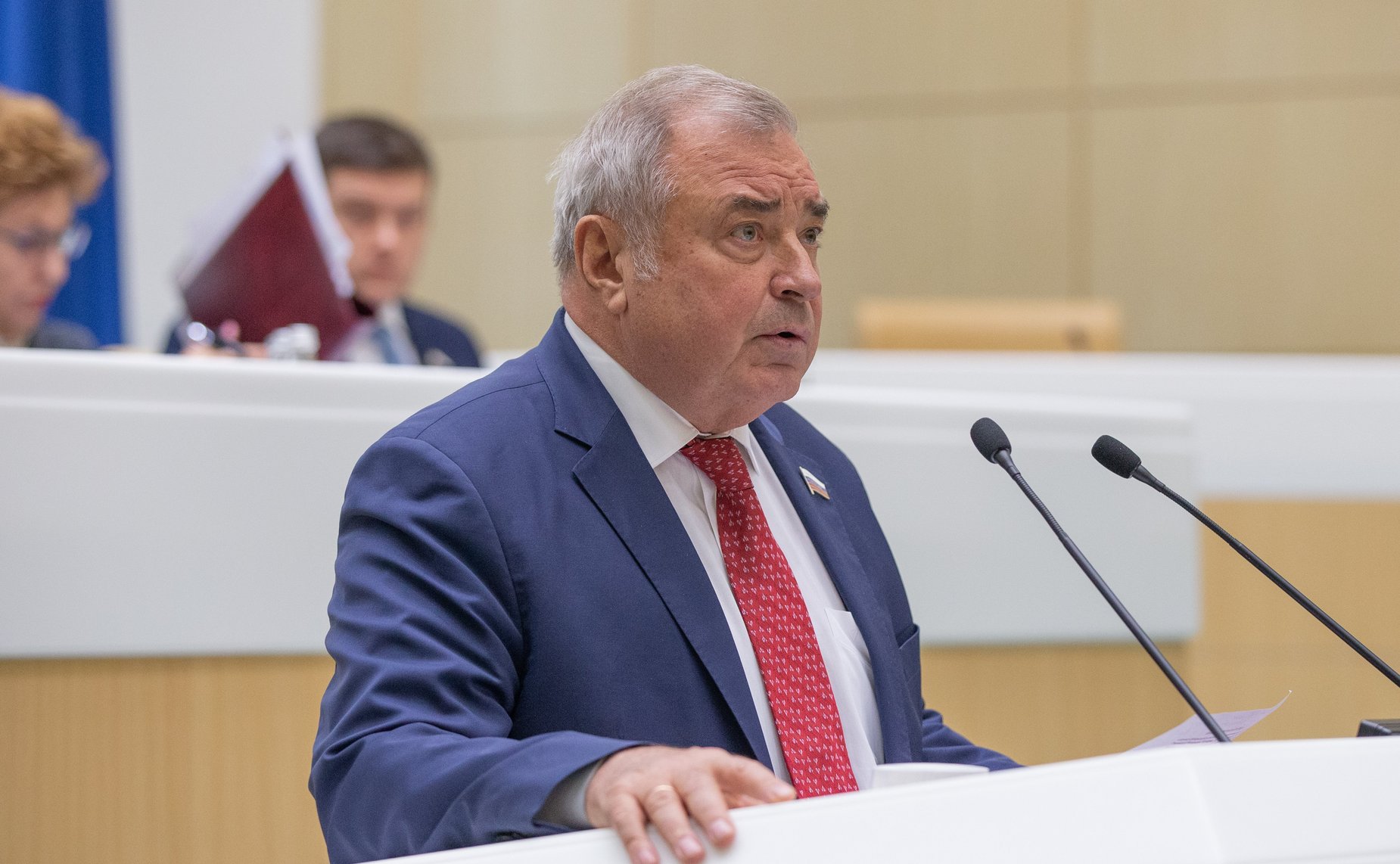 Юрий Важенин