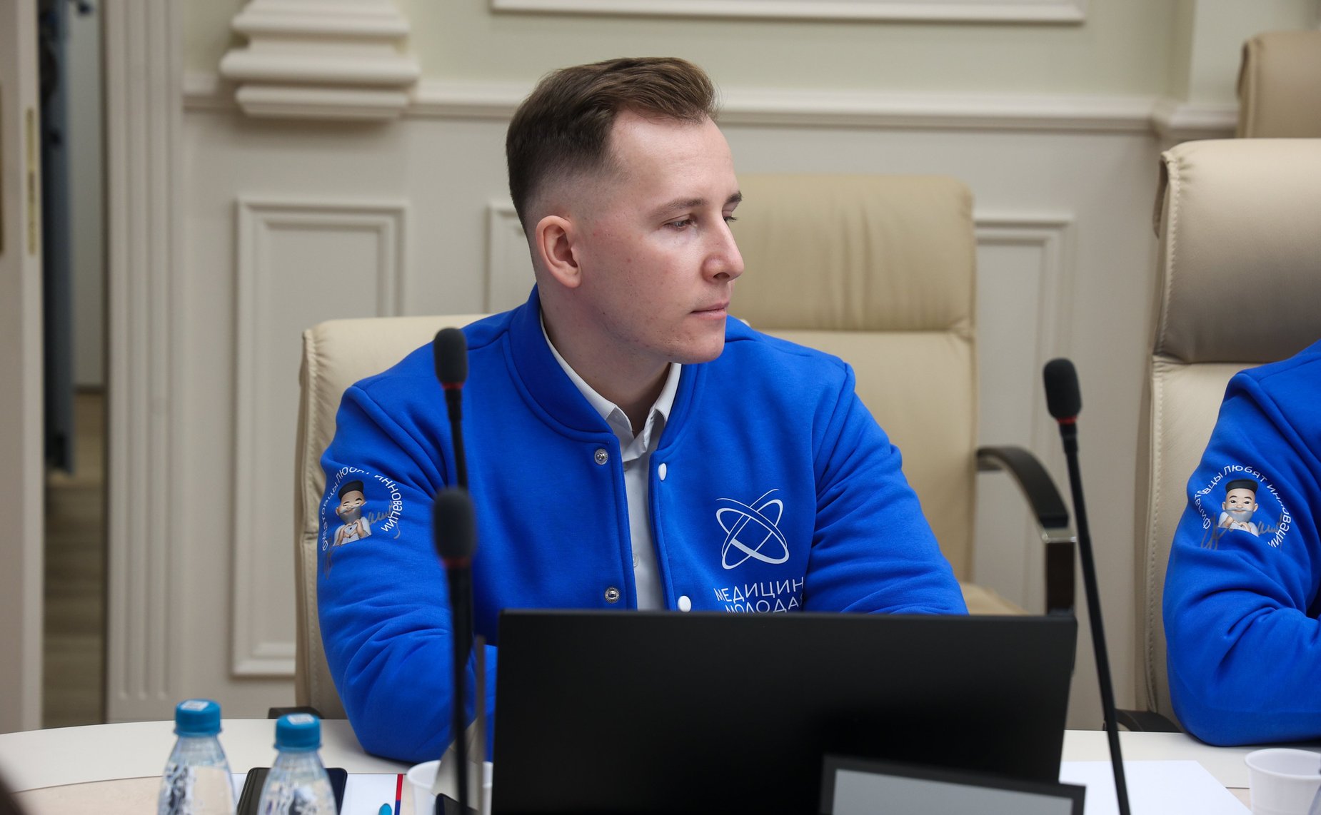 Круглый стол Комитета СФ по социальной политике «Актуальные вопросы совершенствования мер поддержки молодых специалистов, работающих в сфере здравоохранения (в рамках проекта «Всероссийская научная школа «Медицина молодая»)»