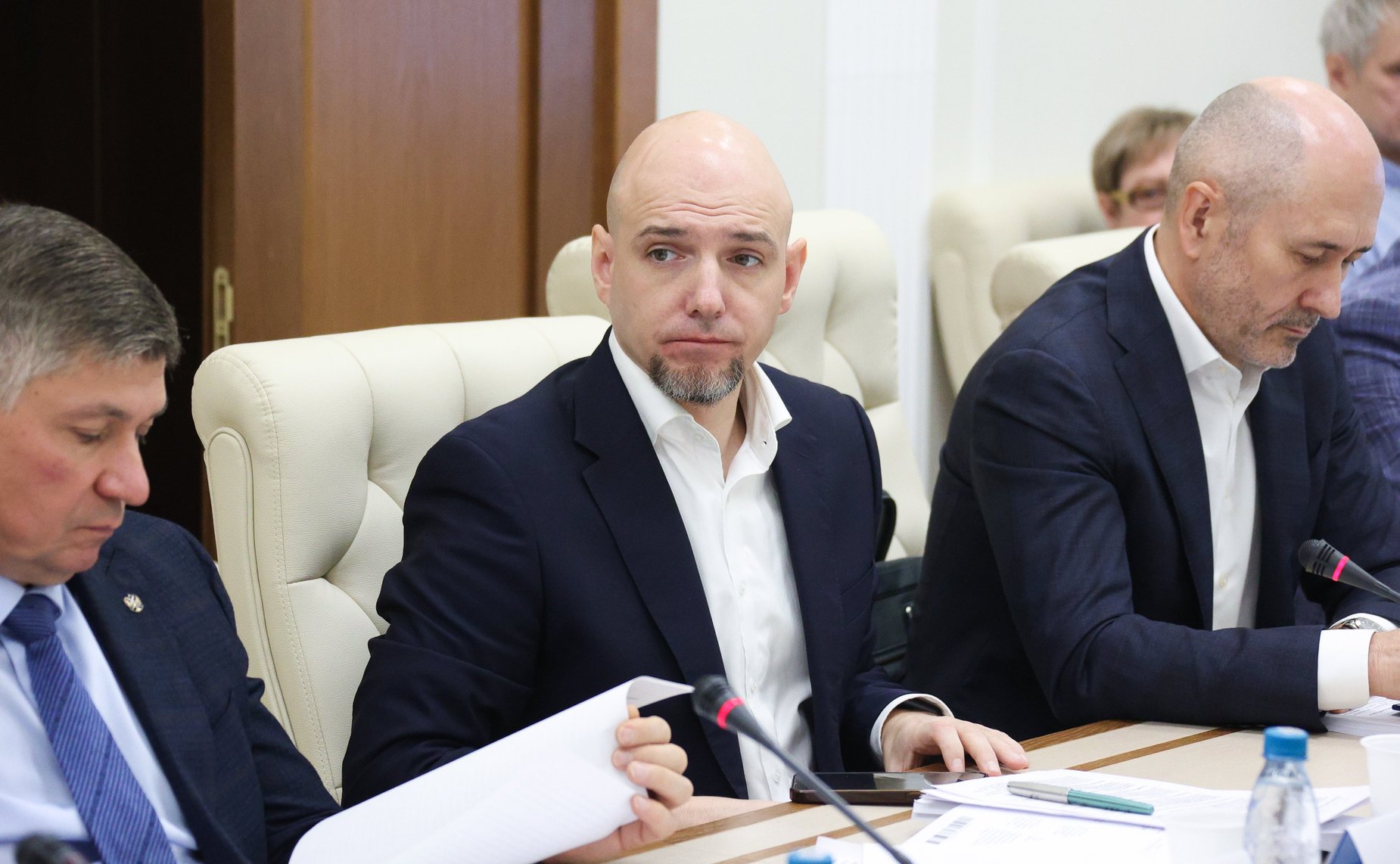 Круглый стол на тему «Об исполнении плана мероприятий («дорожной карты») по увеличению внутреннего потребления отечественной рыбной продукции на период до 2030 года»