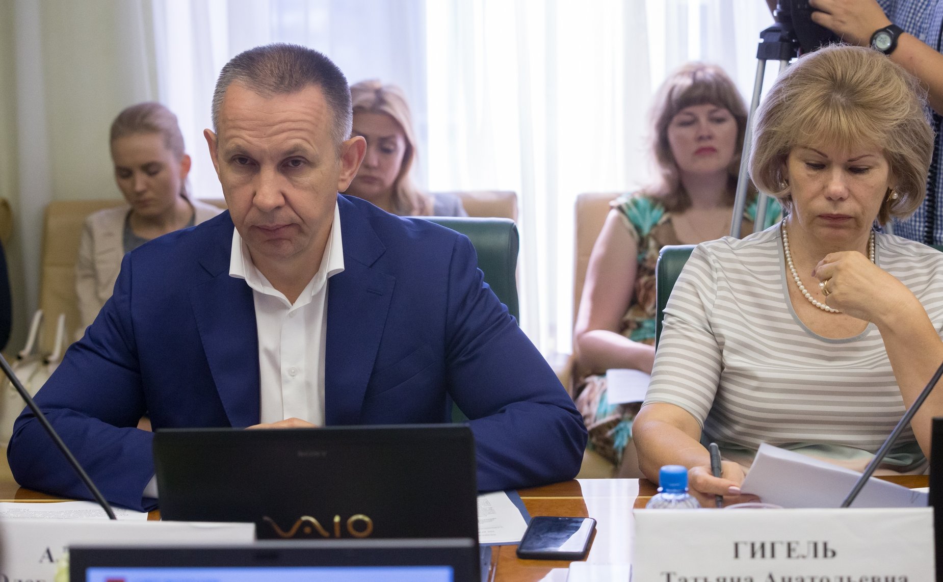 О. Алексеев и Т. Гигель