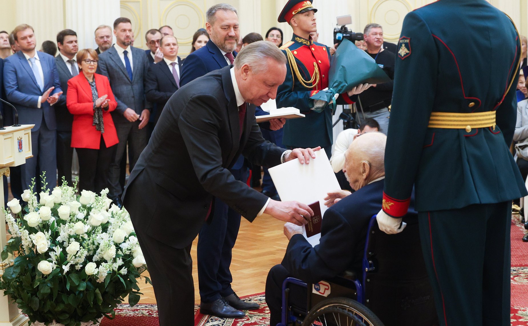 Церемония вручения знаков отличия «Почетный гражданин Санкт-Петербурга» в Мариинском дворце