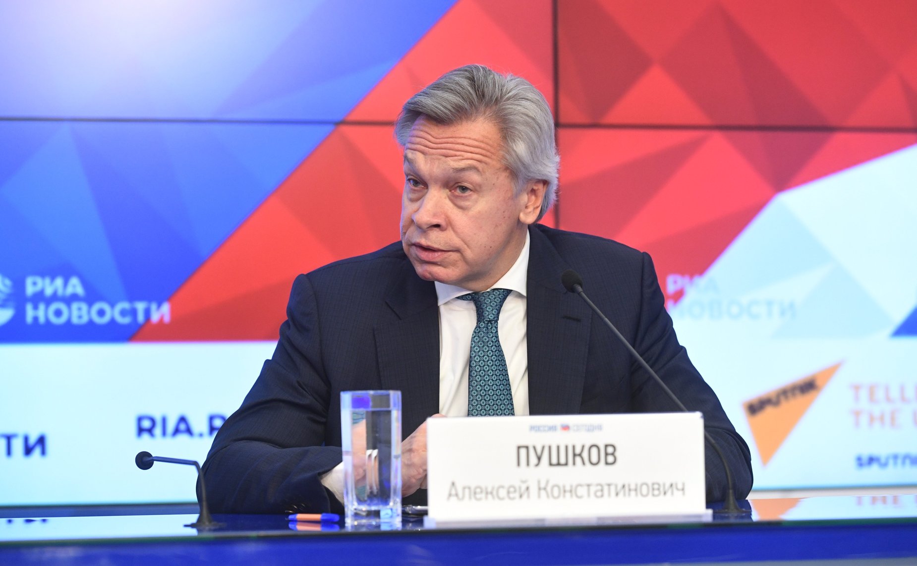 Алексей Пушков принял участие в пресс-конференции, посвященной итогам встречи в «нормандском формате» с участием лидеров России, Германии, Франции и Украины