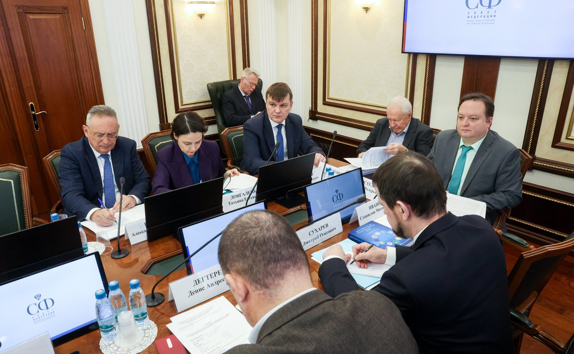 Совещание Комитета Совета Федерации по обороне и безопасности «Ситуация на Ближнем Востоке и в Африке и обеспечение национальной безопасности Российской Федерации»