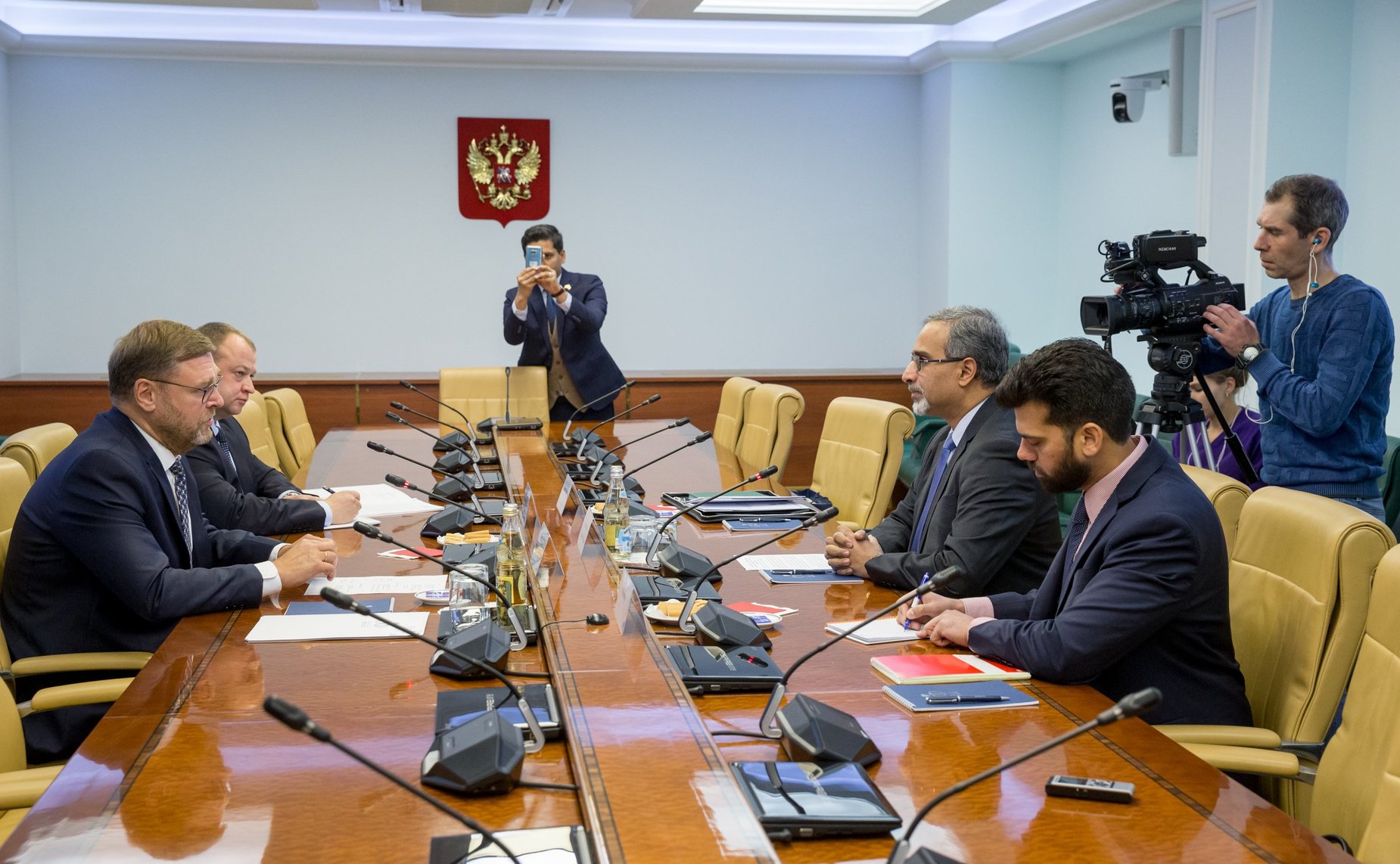 Встреча Константина Косачева с Чрезвычайным и Полномочным Послом Индии в РФ Датла Бала Венкатеш Вармой