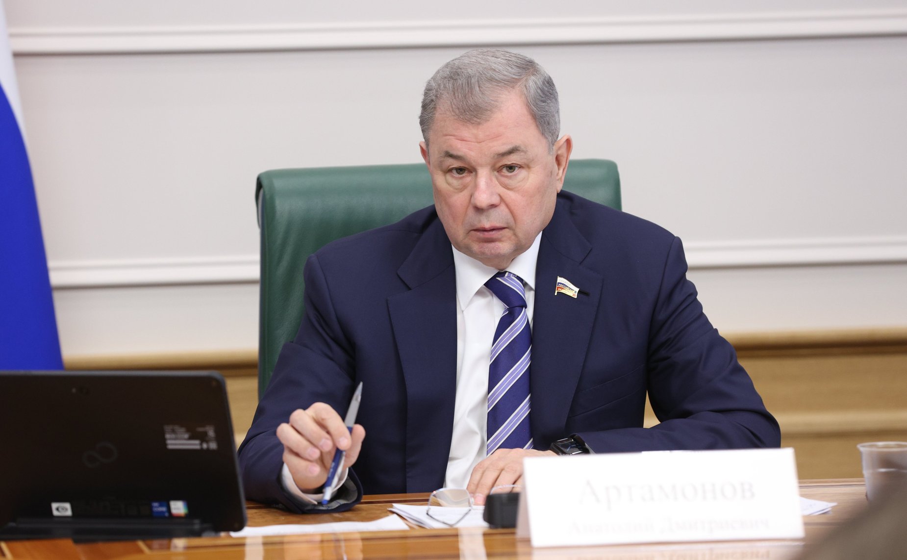 Анатолий Артамонов