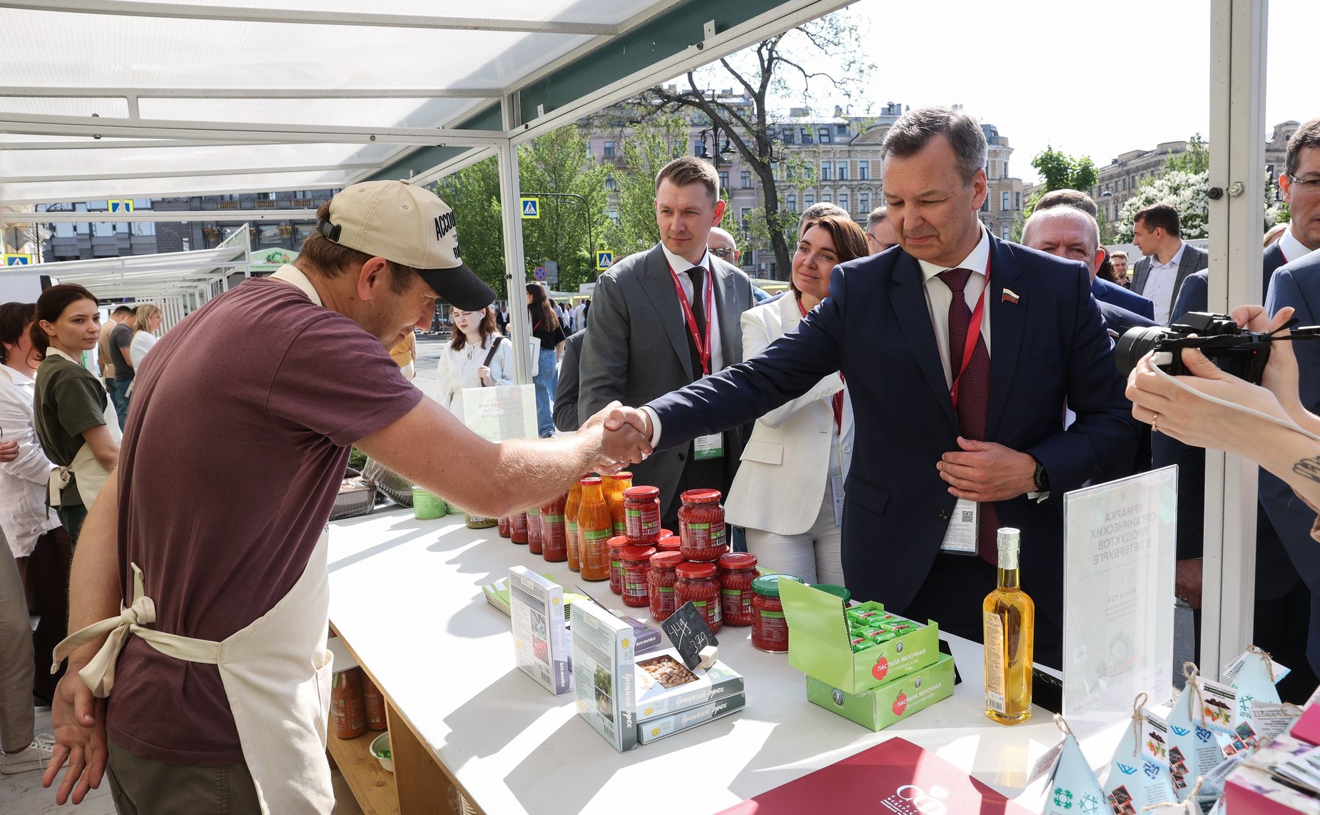 Открытие ярмарки Российской экологической продукции в рамках X Невского международного экологического конгресса