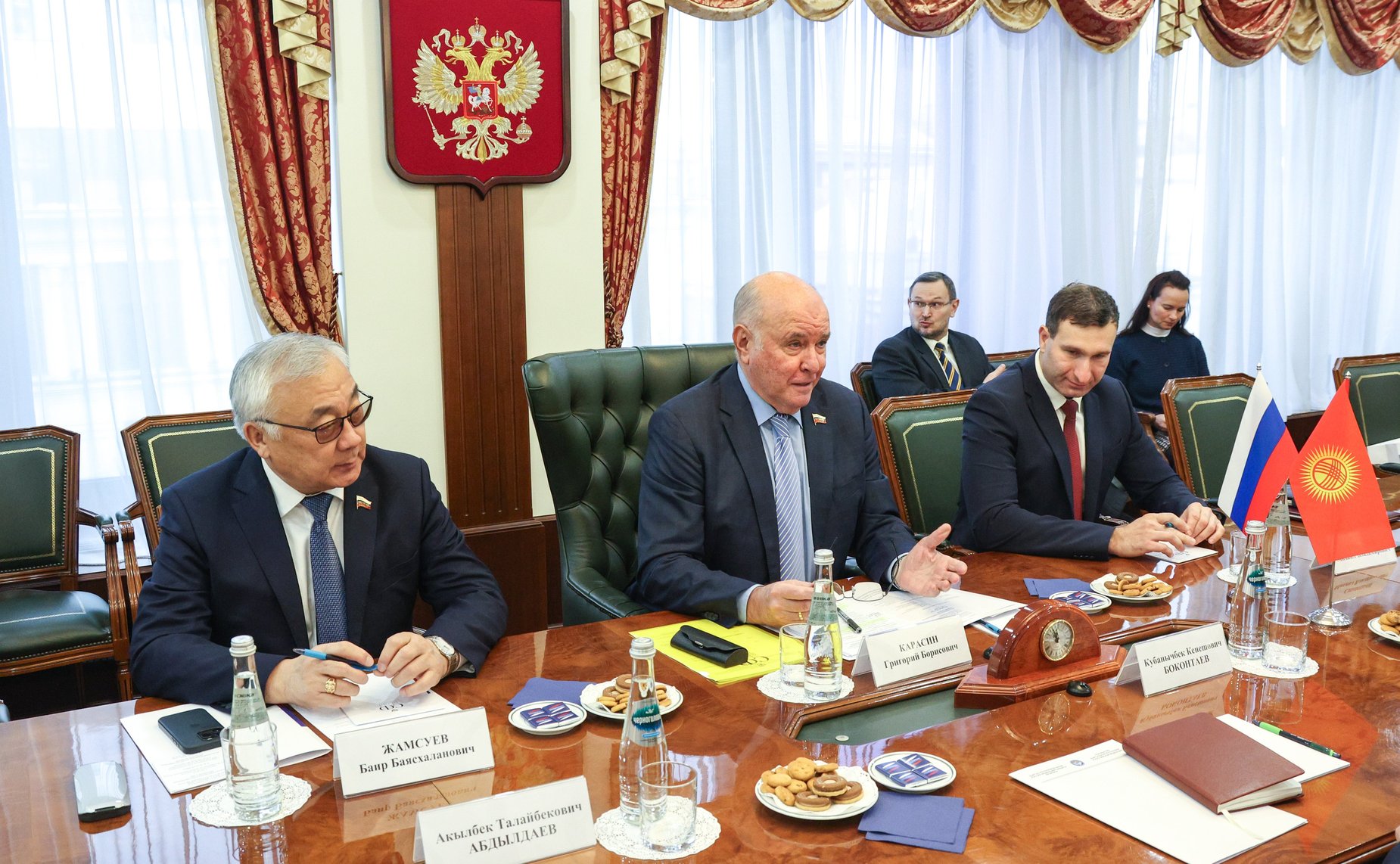Встреча председателя Комитета Совета Федерации по международным делам Григория Карасина с Чрезвычайным и Полномочным Послом Киргизской Республики в РФ