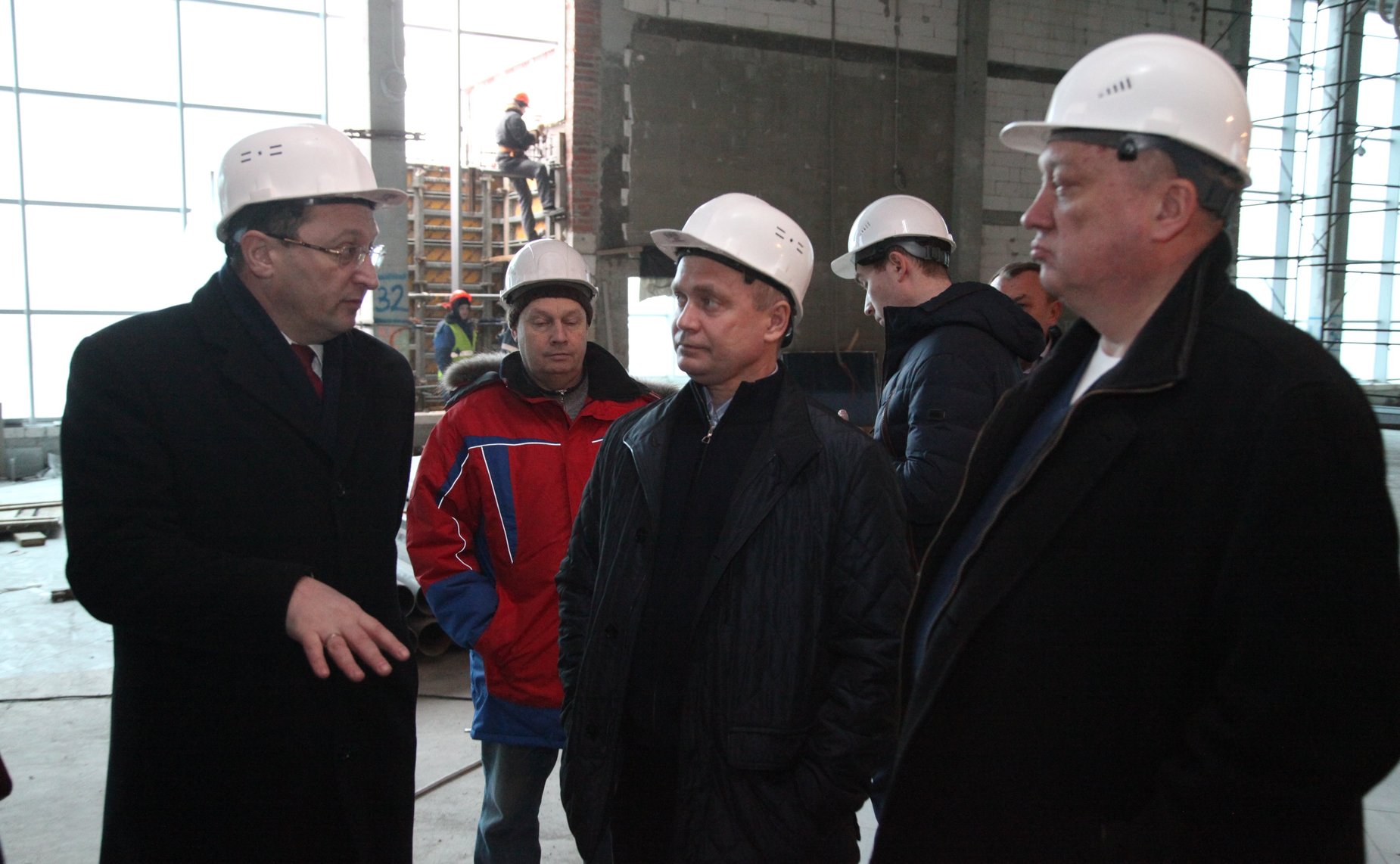 Члены Совета Федерации ознакомились с ходом работ на объектах, включенных в программу подготовки к проведению Чемпионата мира по футболу