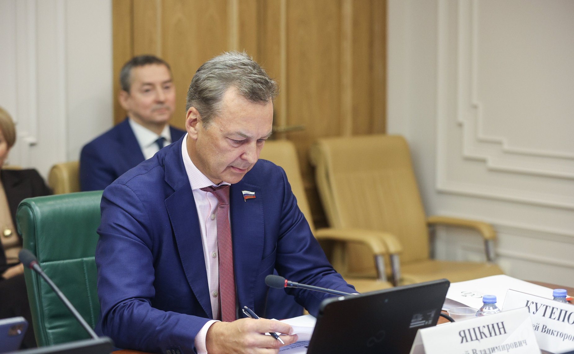 Андрей Яцкин