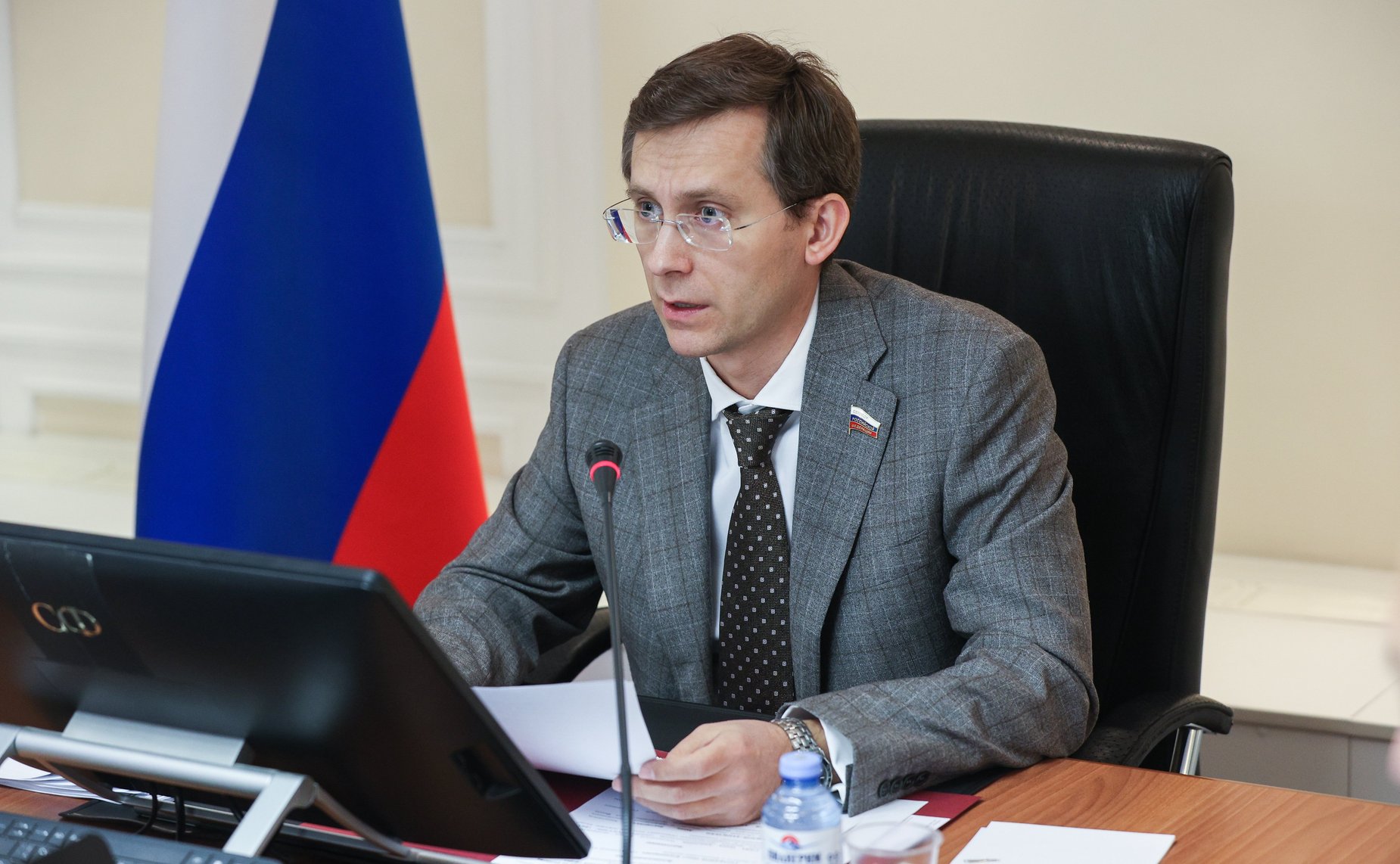 Павел тараканов