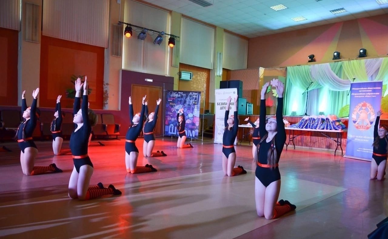 Ирина Кожанова приняла участие в торжественной церемонии награждения победителей городского конкурса рисунков в рамках проекта «Безопасное детство»