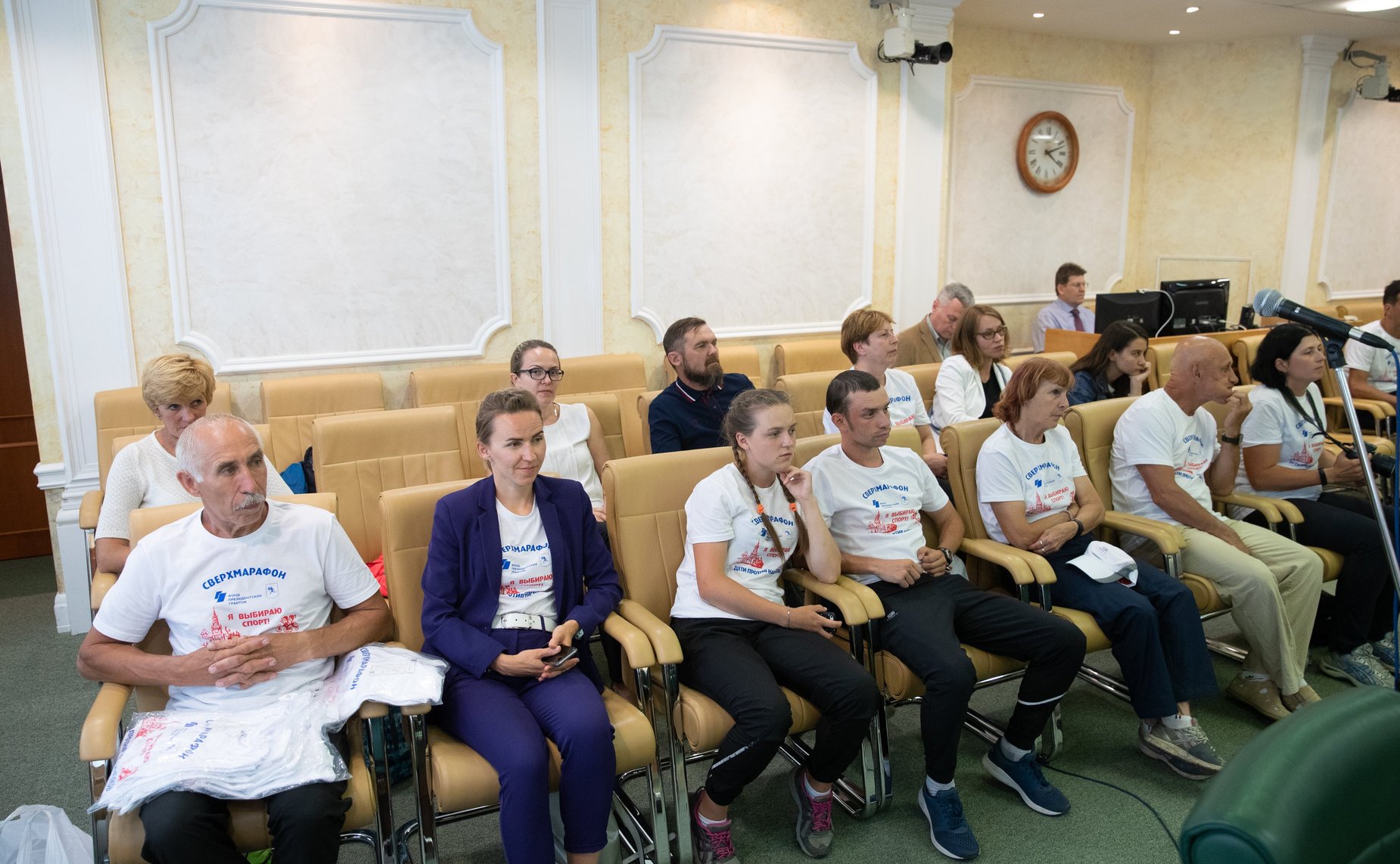 Церемония награждения участников детско-юношеского легкоатлетического сверхмарафона «Дети против наркотиков – Я выбираю спорт!»