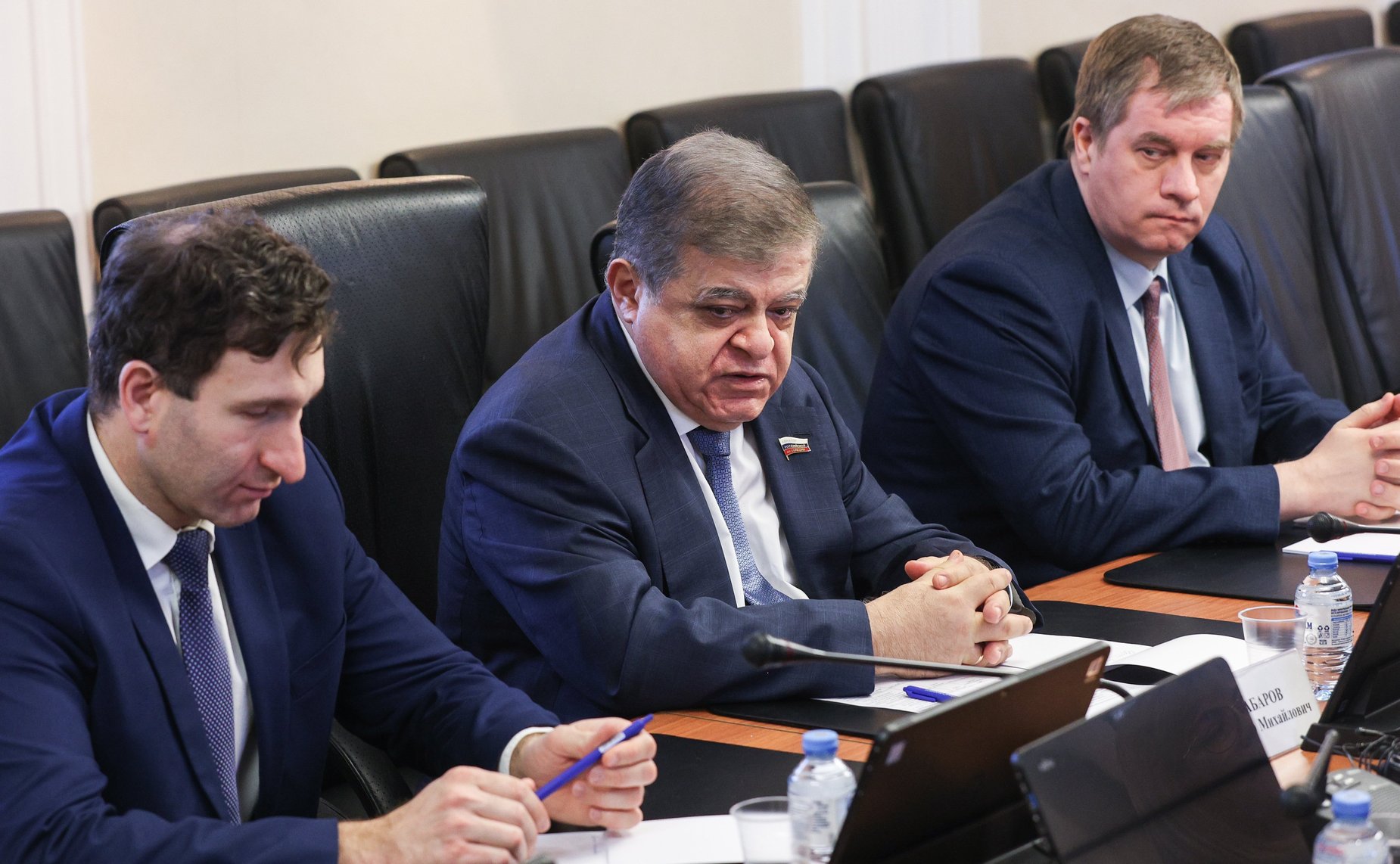 Владимир Джабаров провел встречу с сотрудниками Росфинмониторинга