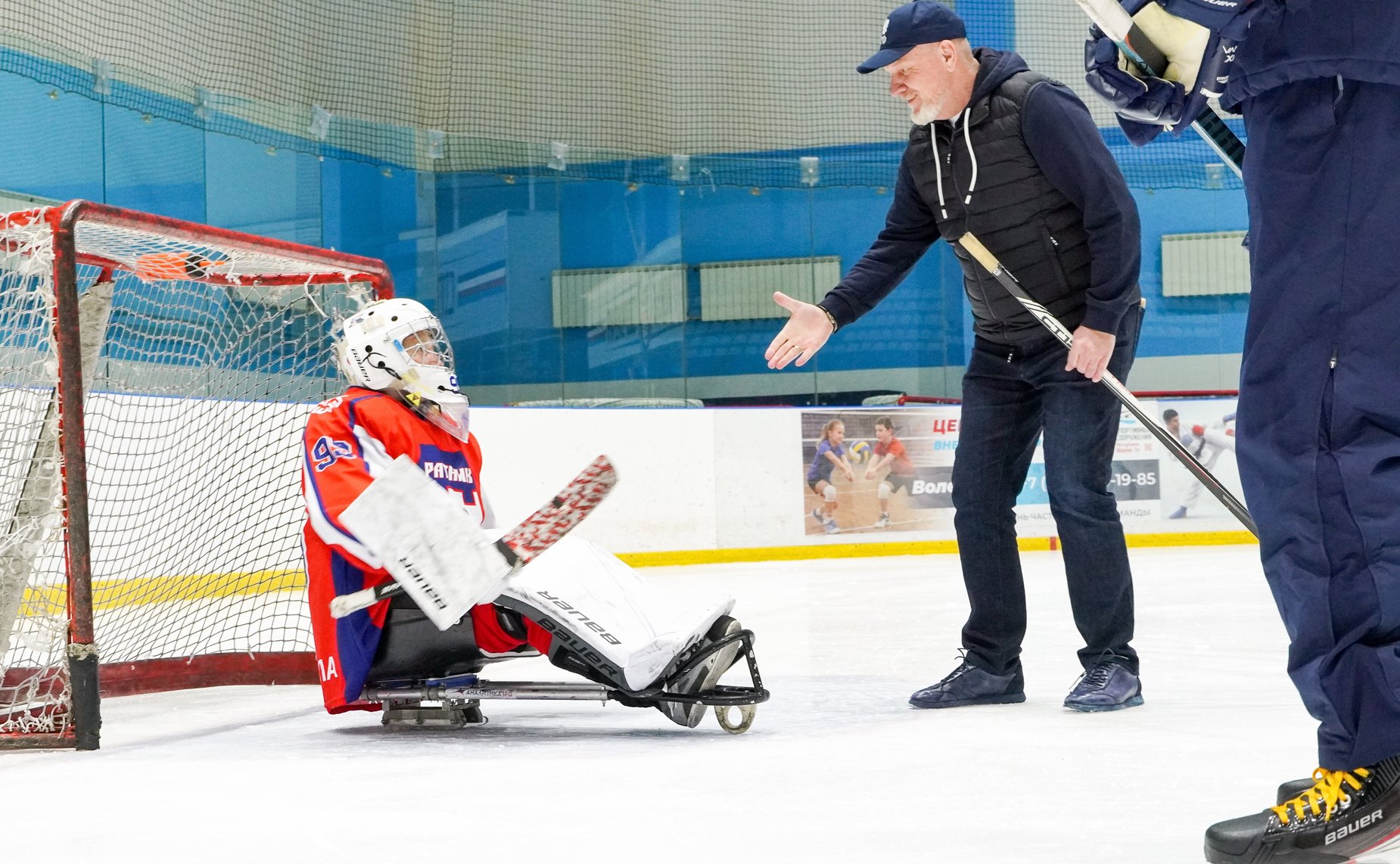 Сенаторы посетили Ледовый дворец Марий Эл