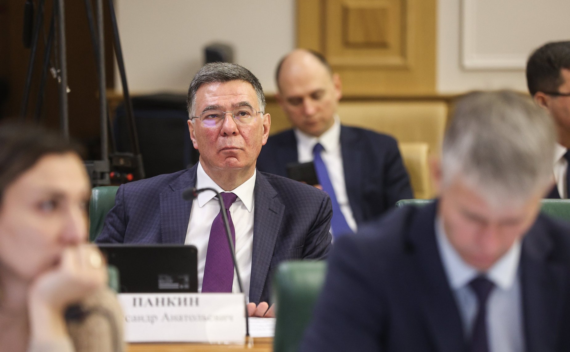 Заседание Комитета СФ по конституционному законодательству и государственному строительству
