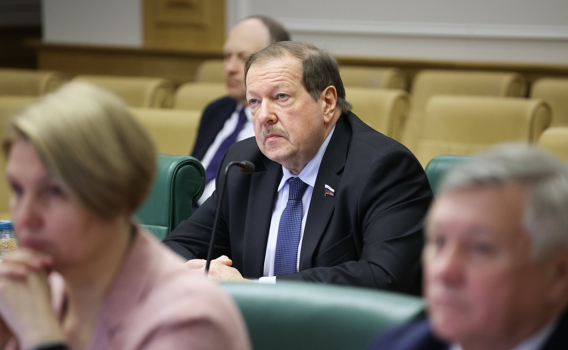 Александр Русаков