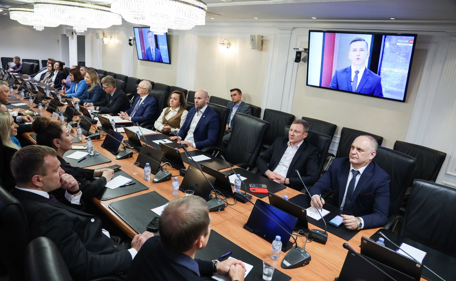 Фарит Мухаметшин провел встречу с магистрантами кафедры парламентаризма и межпарламентского сотрудничества ИГСУ РАНХиГС при Правительстве