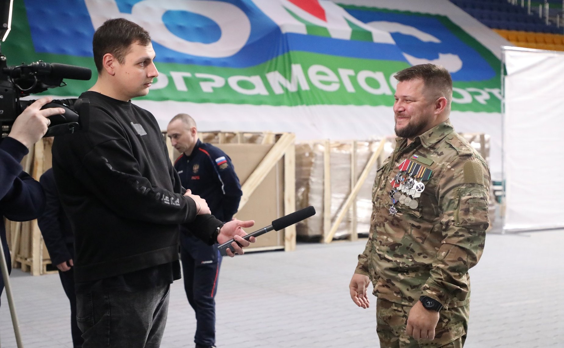 Эдуард Исаков принял участие в подготовке и проведении Международного инклюзивного турнира по жиму лёжа «Кубок чемпионов» в Ханты-Мансийске