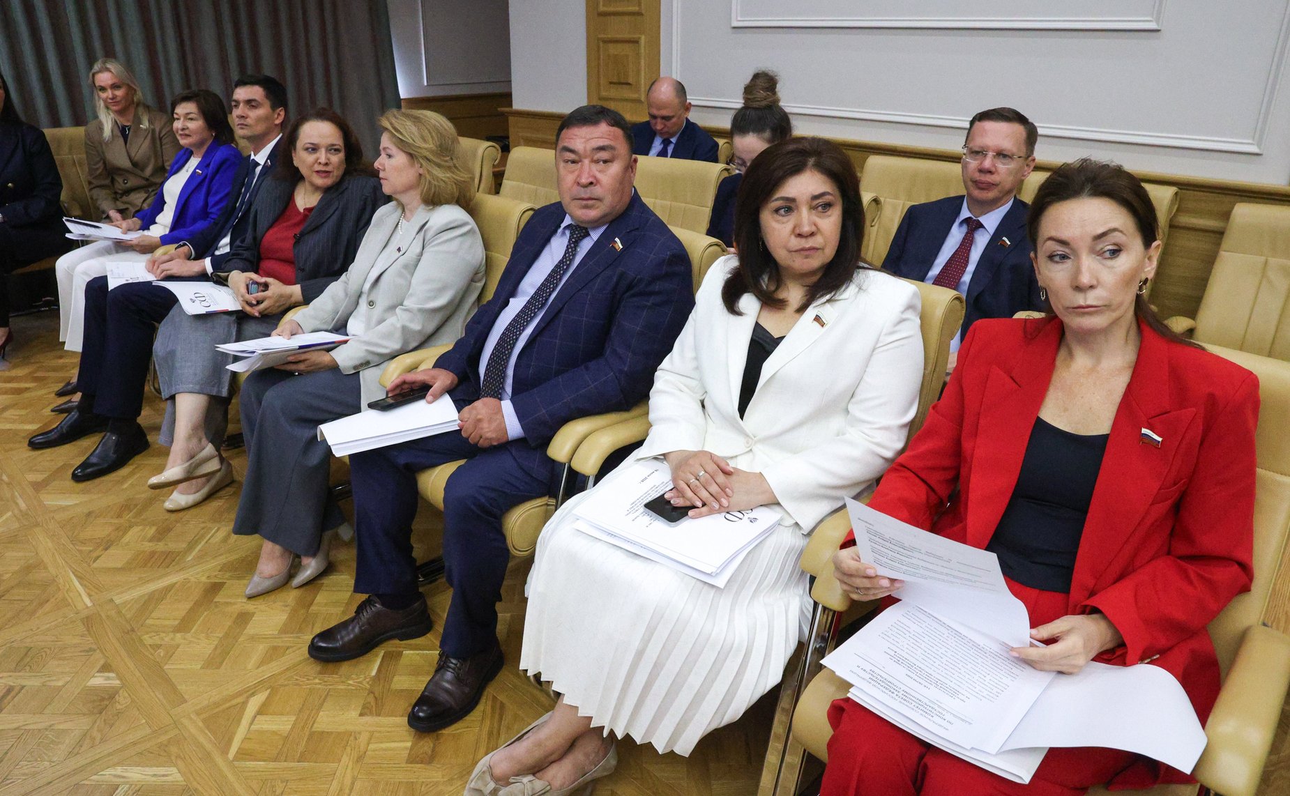 Заседание Комитетов СФ по конституционному законодательству и государственному строительству, обороне и безопасности, по федеративному устройству, региональной политике, МСУ и делам Севера, по аграрно-продовольственной политике и природопользованию