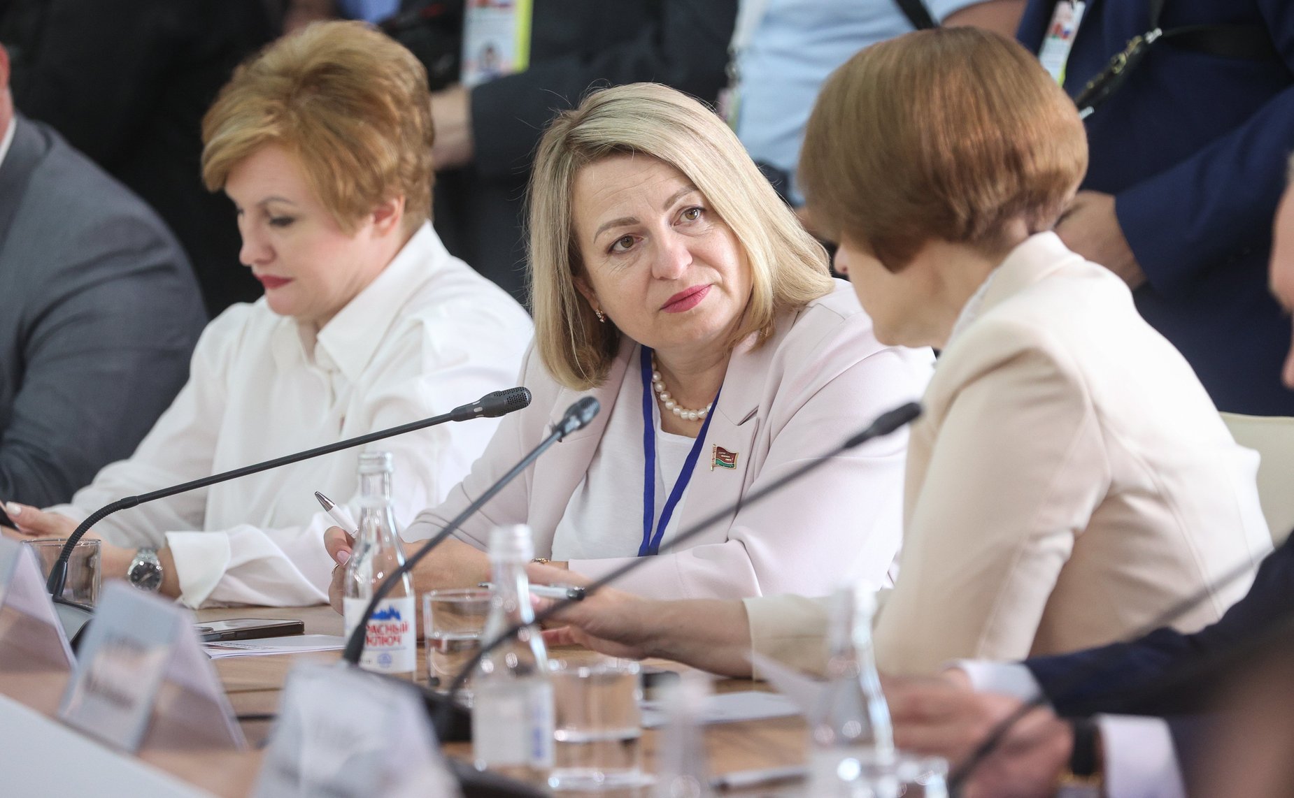 Встреча Председателя СФ Валентины Матвиенко и Председателя Совета Республики Национального собрания Республики Беларусь Натальи Кочановой с руководителями органов государственной власти субъектов Российской Федерации и регионов Республики Беларусь