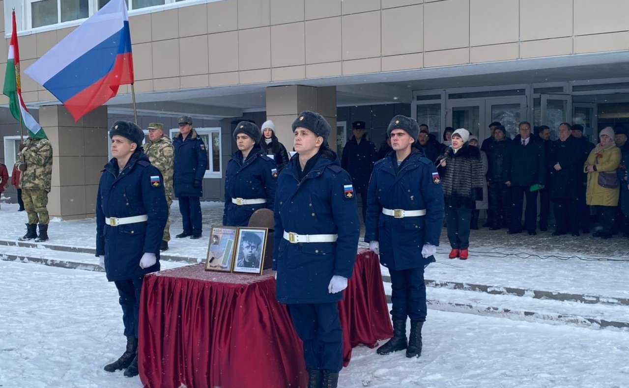 Ольга Хохлова в Вязниках приняла участие в церемонии захоронения красноармейца