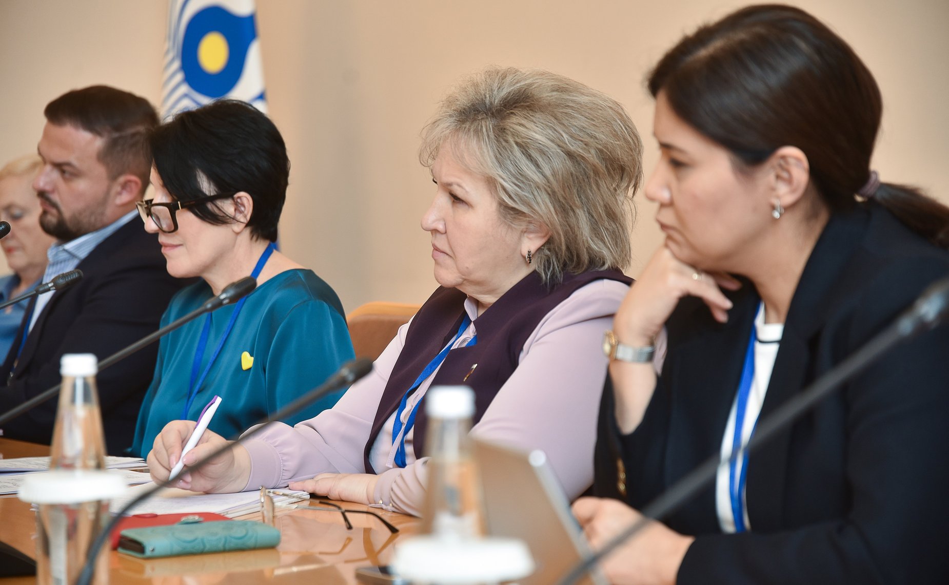 Елена Писарева приняла участие в работе сессии «Международное сотрудничество в сфере образования. „Профессии будущего“ в легкой промышленности» в рамках Международного форума «Содружество моды»