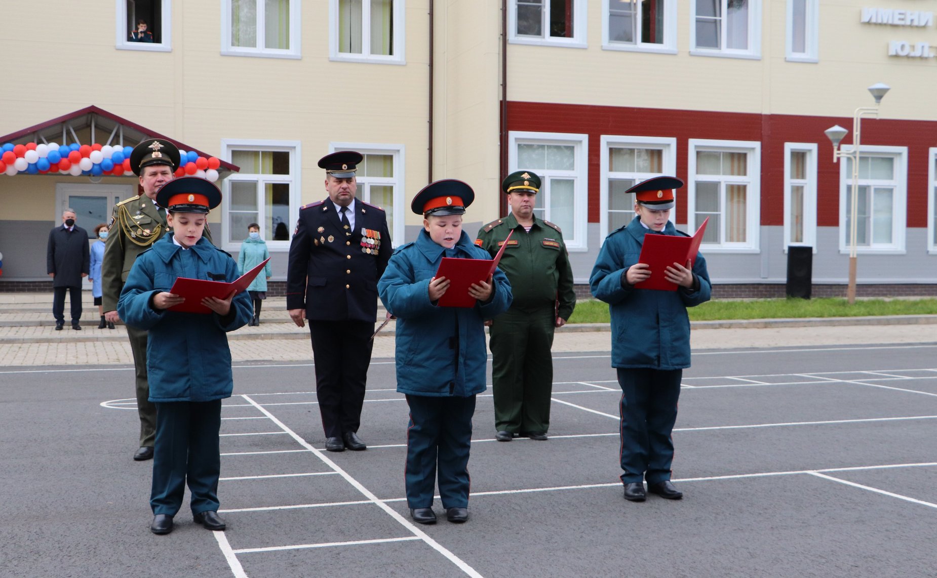 Торжественная церемония приведения кадет к клятве в кадетской школе «Корабелы Прионежья»